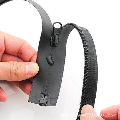OEM verfügbar Nr. 5 TPU Wasserdichtes Beschichtungsteppich Wasserdichtes Reißverschluss Tasche Wasserdichtes Reißverschluss für Tasche