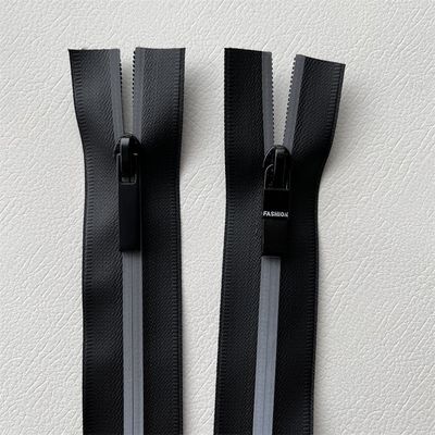 Wasserdichtes Reißverschluss aus TPU/PU, wasserdichtes Reißverschluss mit reflektierendem Streifen auf 2 Seiten für den Außenbereich, Jacken, Bekleidung