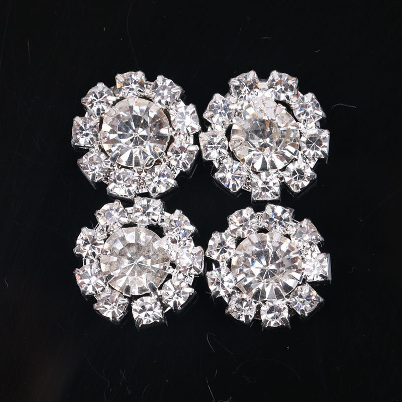 Brautmetall-Blumenform Klarfarbe Kristallknopf Luxus-Schaum Fancy Kristall-Diamantknöpfe für Kleidung
